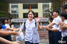 W-thi 10 TPHCM Nguyễn Huế 2.jpg