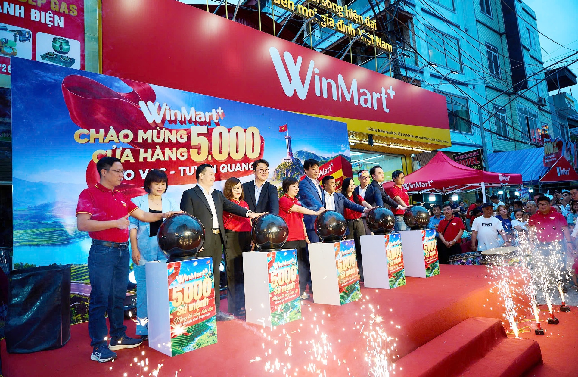 01 WinMart Meo Vac.jpeg