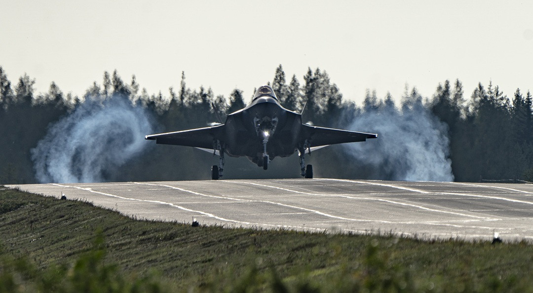 fnland f 35 usaf.jpg