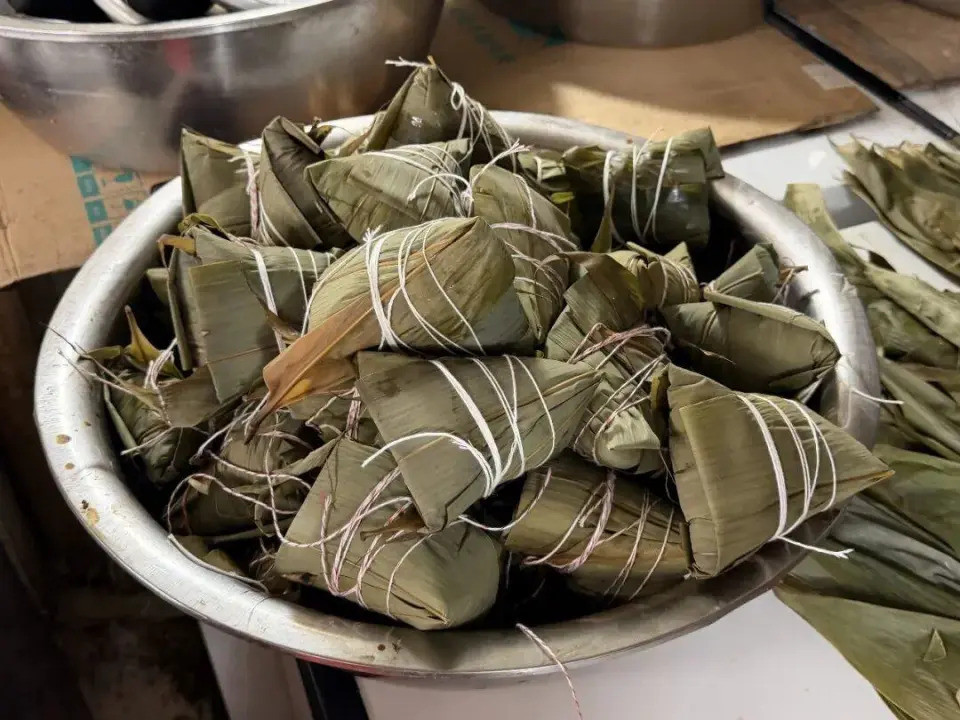https://static-images.vnncdn.net/vps_images_publish/000001/000003/2026/6/19/mon-banh-u-anh2-1978.jpg