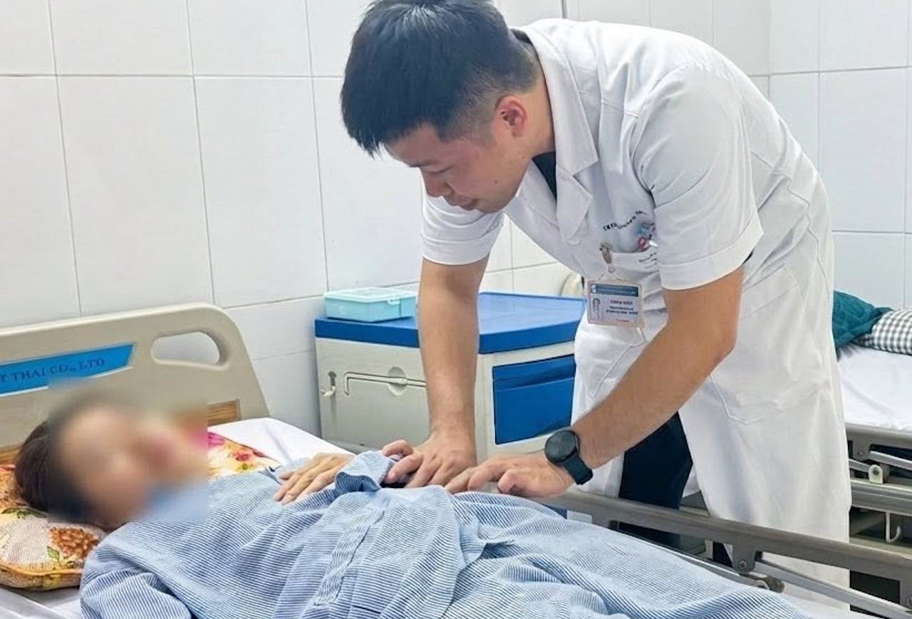 Người phụ nữ 35 tuổi hỏng hoàn toàn một bên thận do dấu hiệu ít ngờ