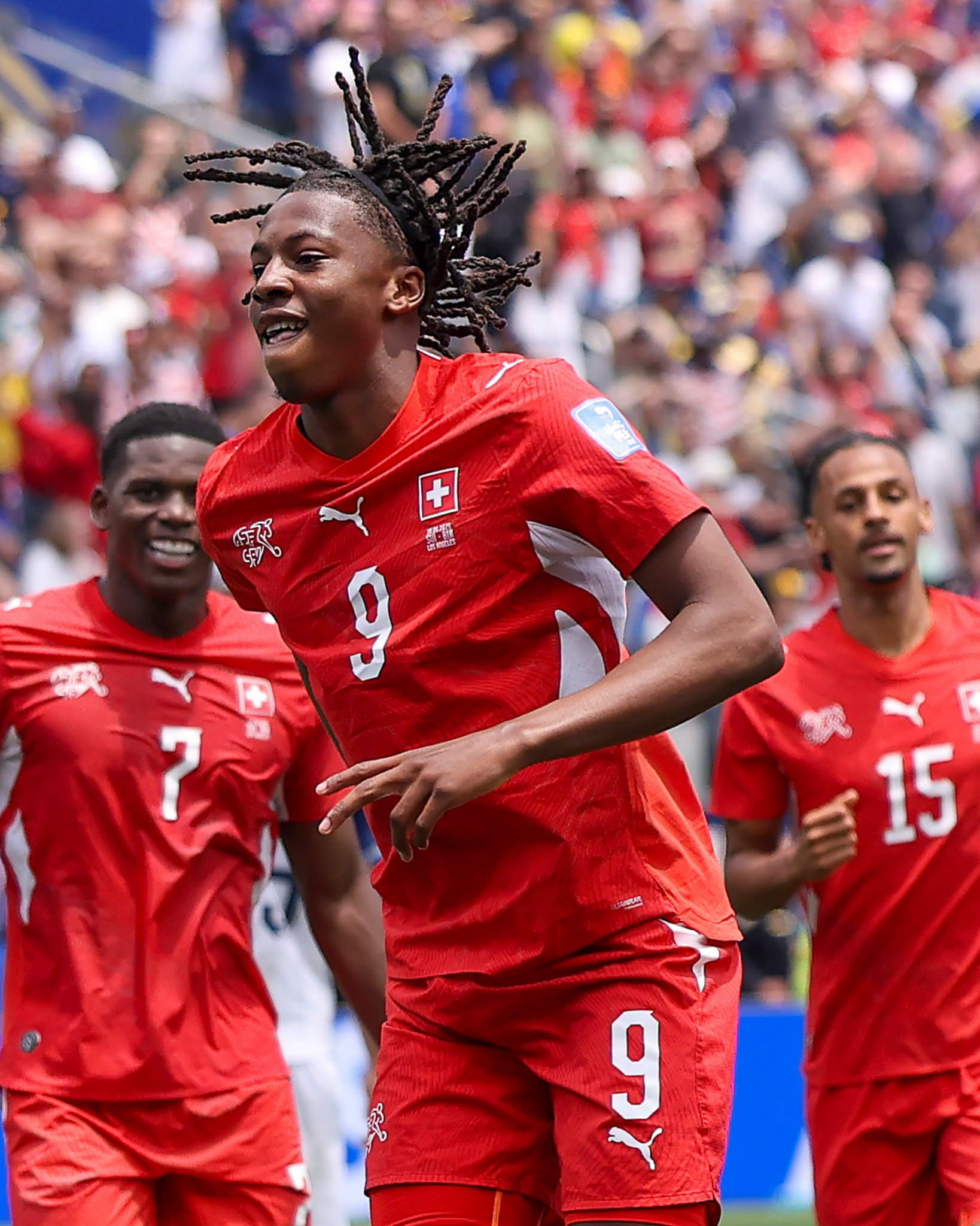 https://static-images.vnncdn.net/vps_images_publish/000001/000003/2026/6/19/thuy-si-vs-bosnia-179.jpeg
