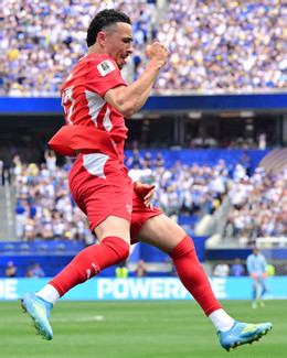 https://static-images.vnncdn.net/vps_images_publish/000001/000003/2026/6/19/thuy-si-vs-bosnia-3-177.jpeg