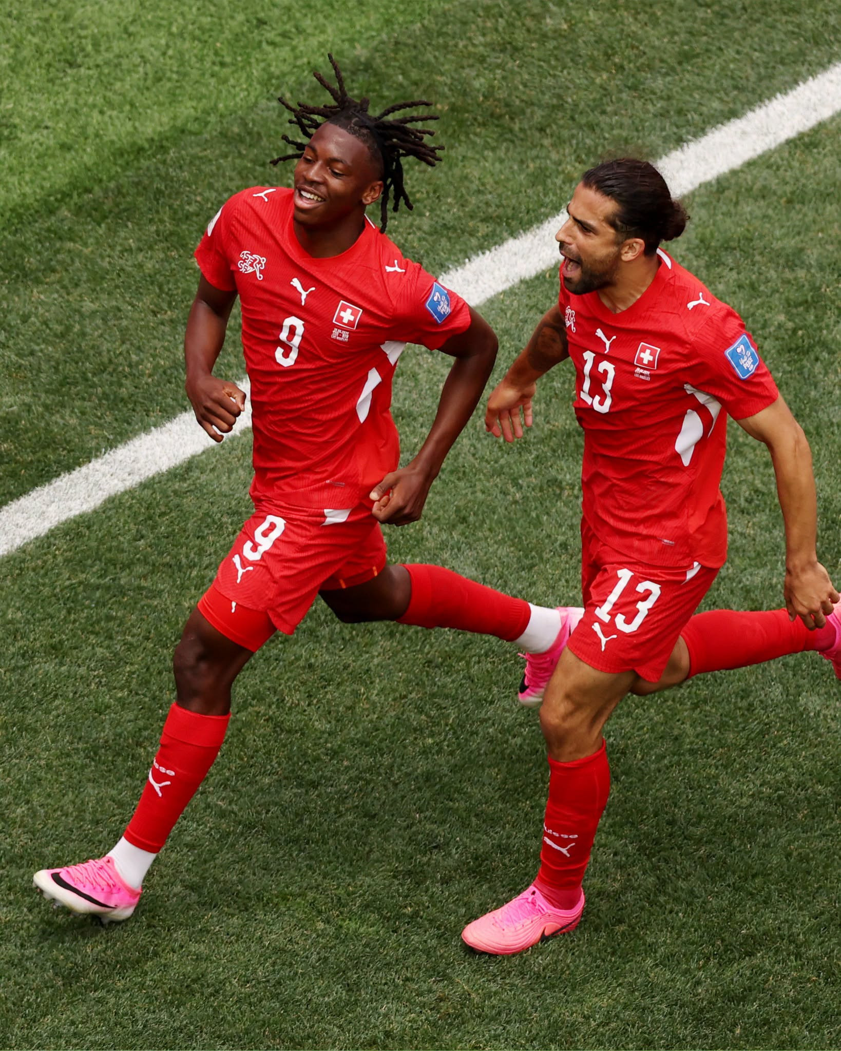 https://static-images.vnncdn.net/vps_images_publish/000001/000003/2026/6/19/thuy-si-vs-bosnia-5-178.jpeg