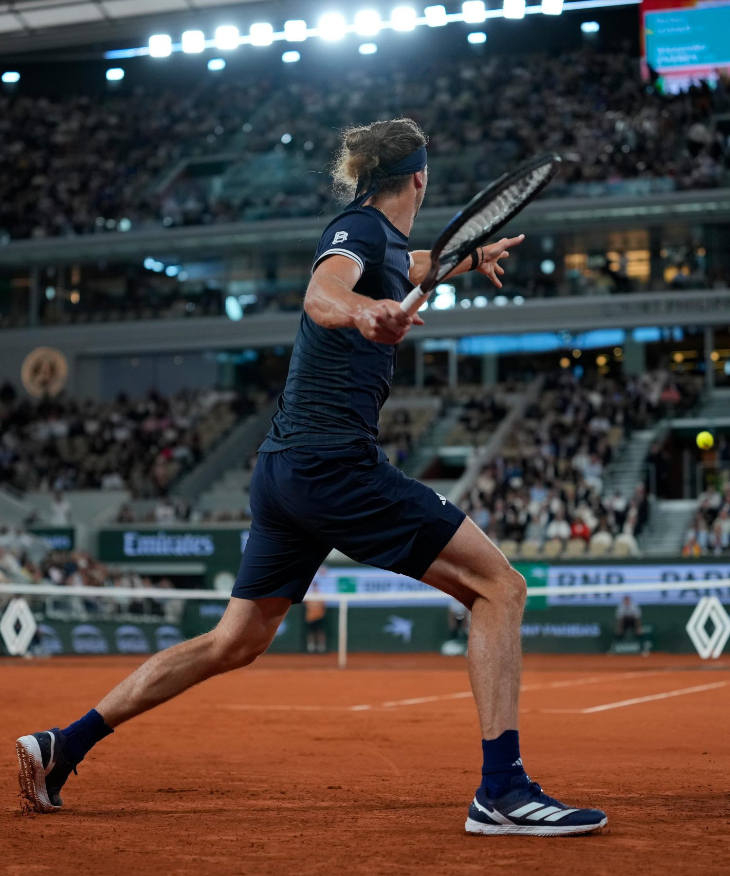 https://static-images.vnncdn.net/vps_images_publish/000001/000003/2026/6/2/alexander-zverev-1-3294.jpg