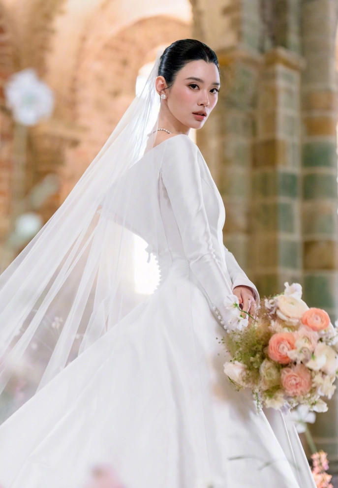 https://static-images.vnncdn.net/vps_images_publish/000001/000003/2026/6/2/batch-he-mong-dao-ha-du-quan-8-1648.jpg