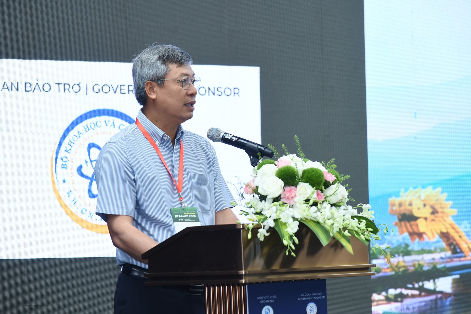 Chính quyền chủ động đưa thông tin, dịch vụ đến gần người dân và doanh nghiệp