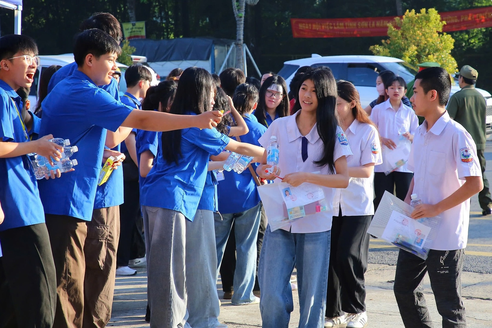 Đề thi và đáp án môn Tiếng Anh tuyển sinh lớp 10 của Sơn La năm 2026