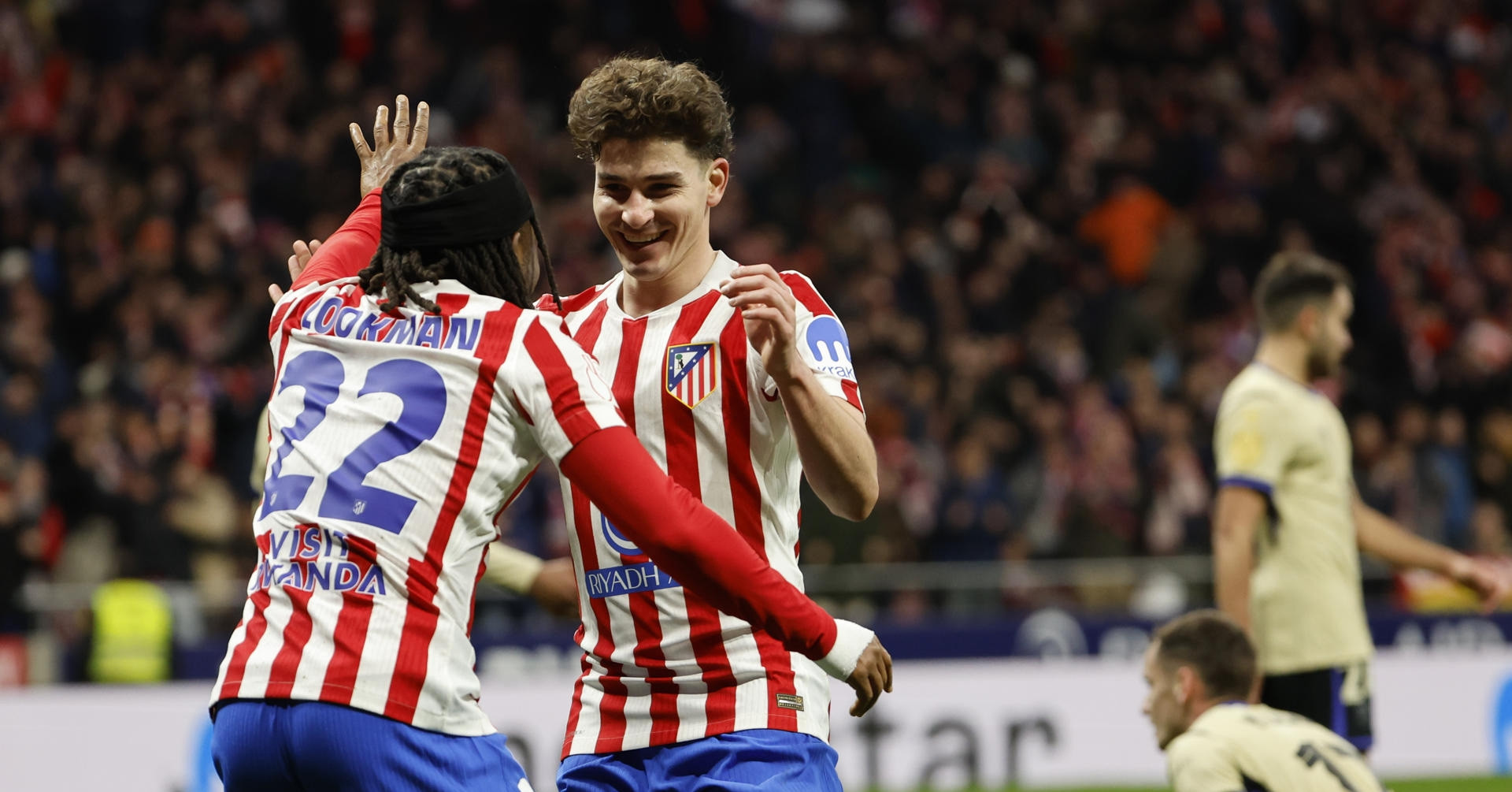 Diễn biến mới thương vụ Julian Alvarez gia nhập Barca