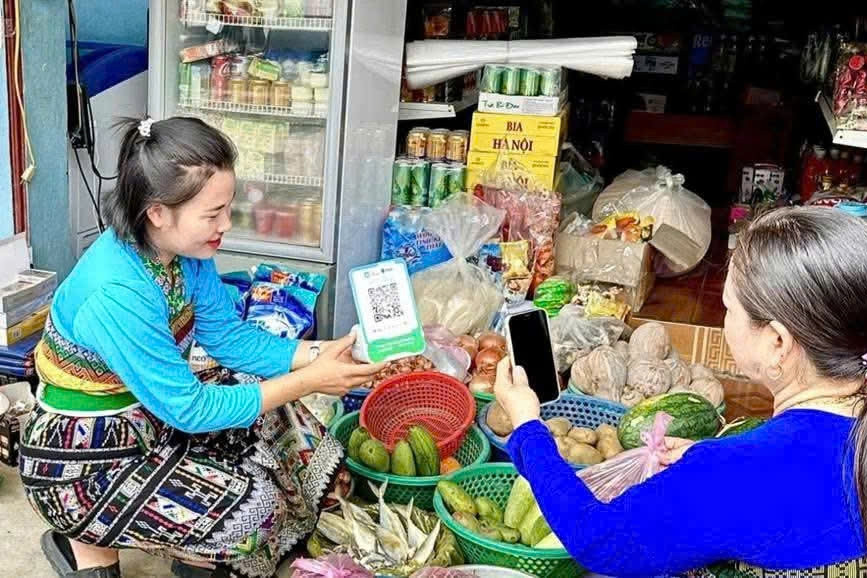 Phát triển hạ tầng viễn thông, thúc đẩy giảm nghèo thông tin ở nông thôn