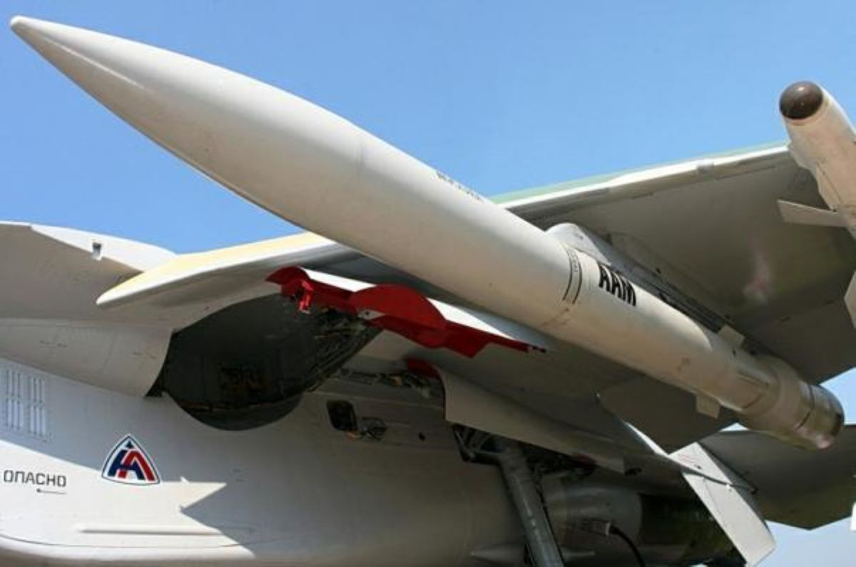 Tên lửa KS 172 Nga 1.jpg