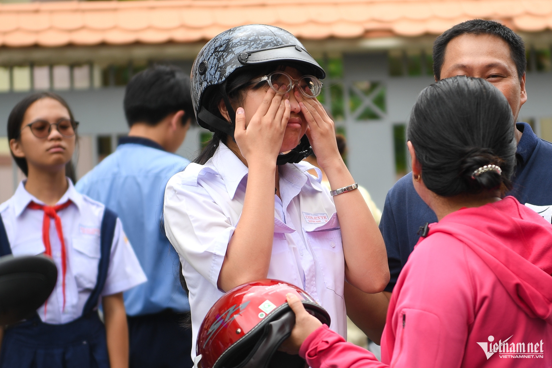 W-thi 10 TPHCM Nguyễn Huế 13.jpg