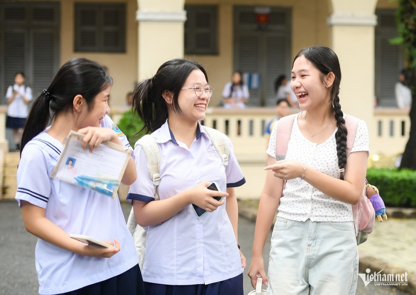 W-thi 10 TPHCM   Nguyễn Huế 2.jpg
