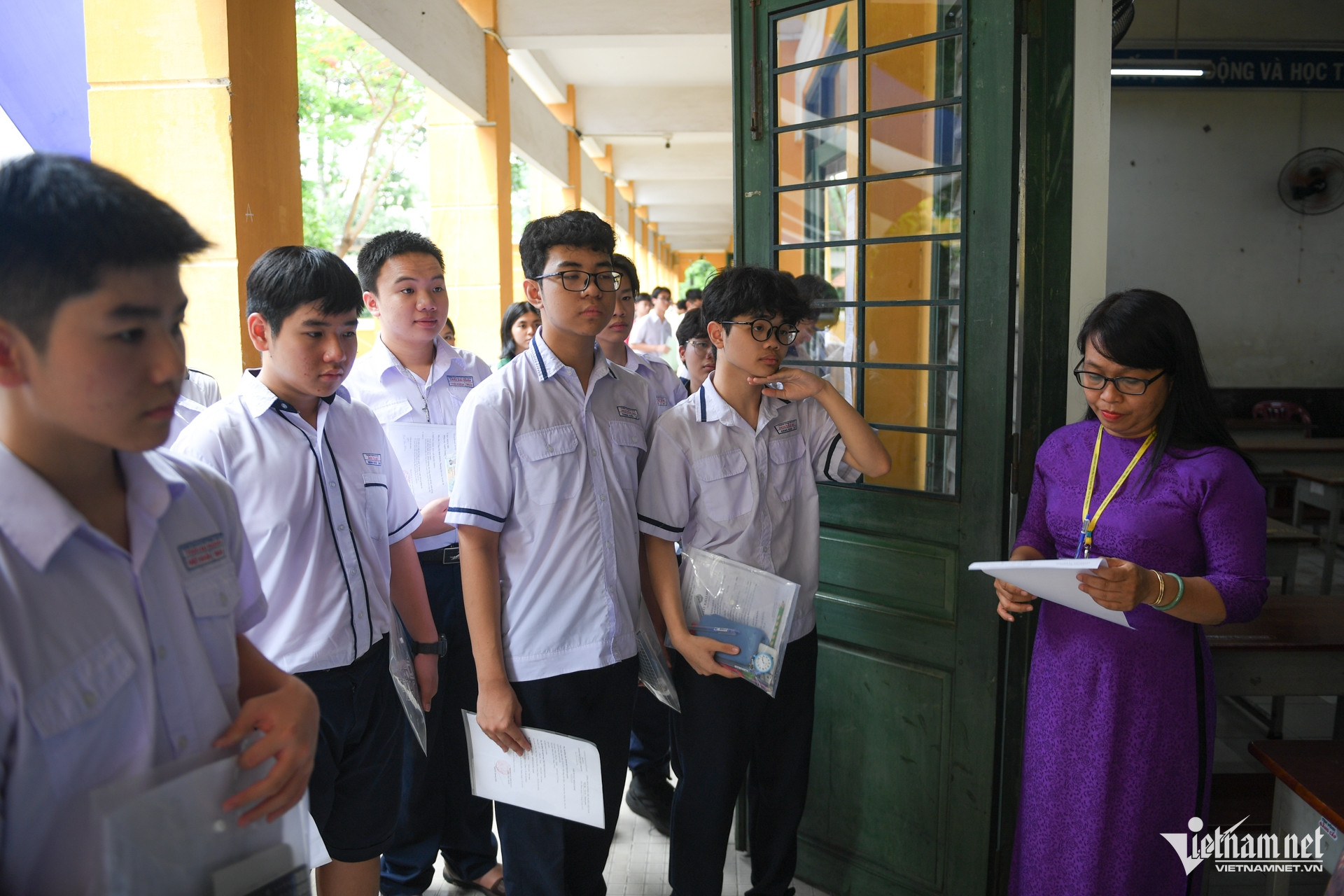 W-thi 10 TPHCM   Nguyễn Huế 32.jpg