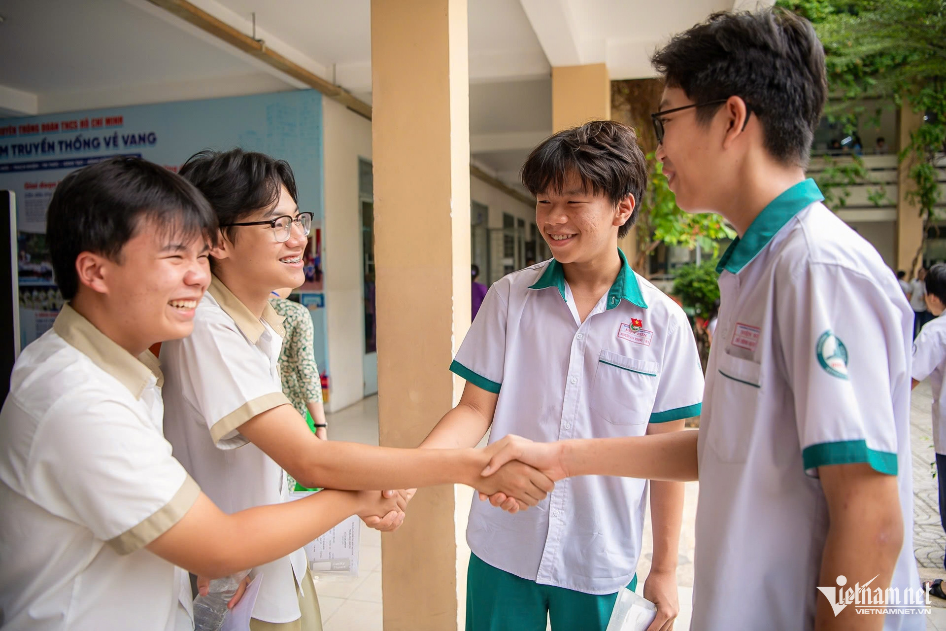 W-thi 10 TPHCM   Tuấn Hùng 7.jpg