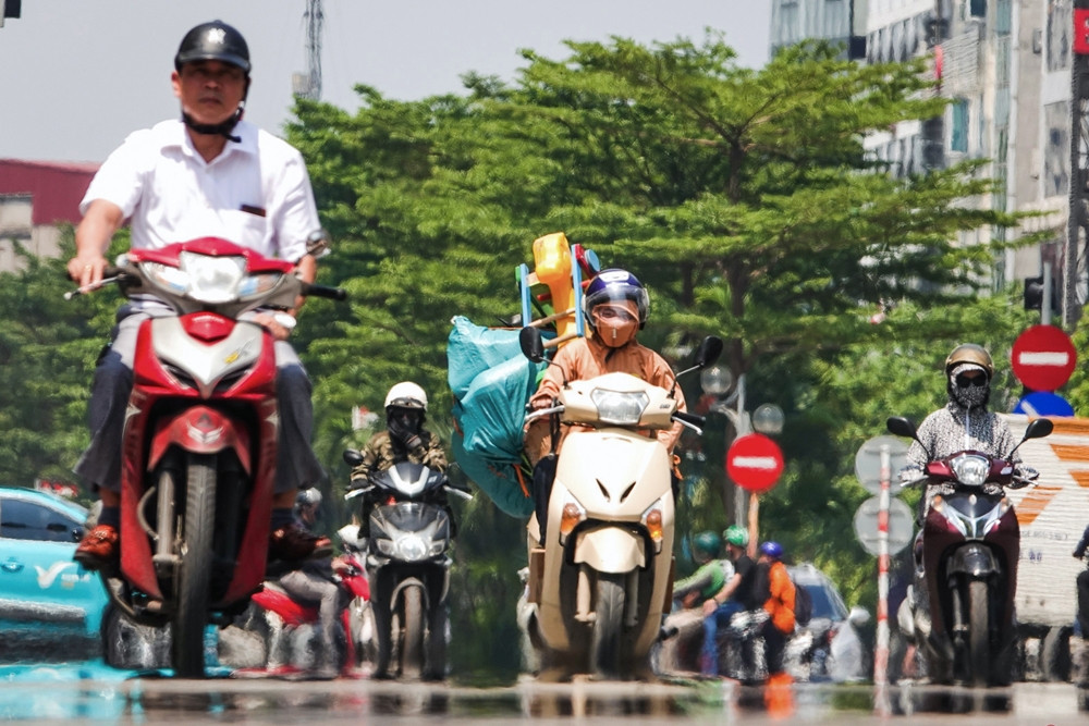 Dự báo thời tiết 21/6/2026: Nắng nóng diện rộng bao trùm miền Bắc, Hà Nội 38 độ
