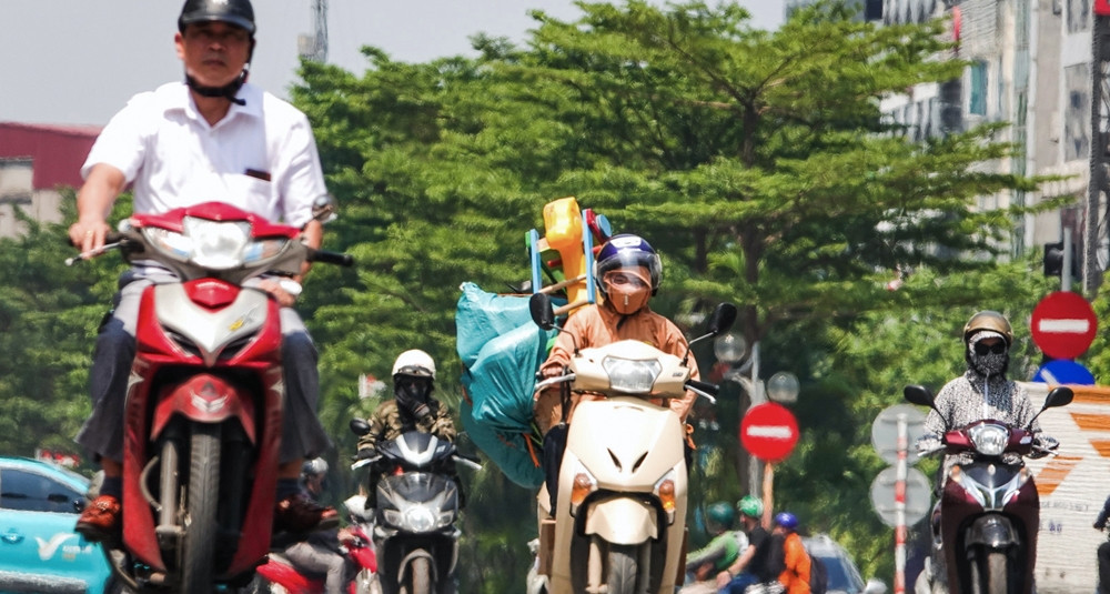Dự báo thời tiết 21/6/2026: Nắng nóng gay gắt bao trùm nhiều nơi, Hà Nội 38 độ