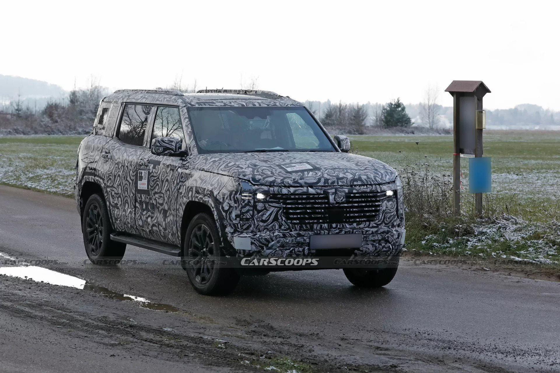 2027 Mitsubishi Pajero Montero 4.webp