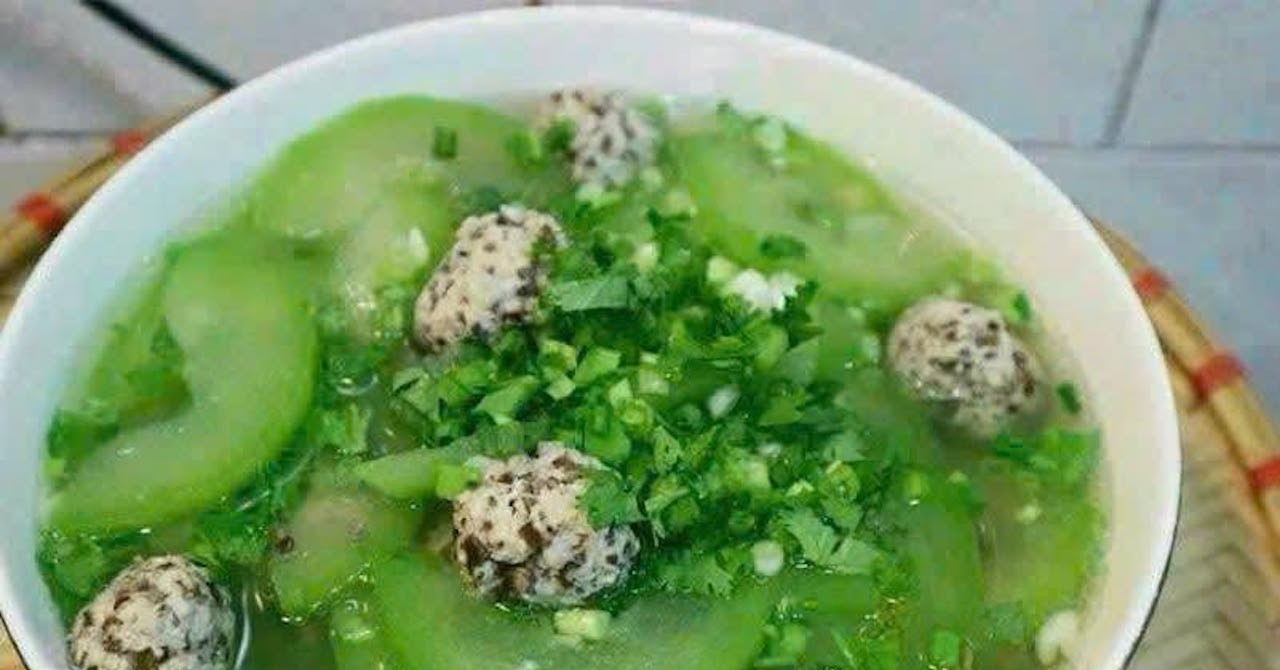 Lương y nêu lý do đừng vứt bỏ hạt, vỏ và ruột bí xanh
