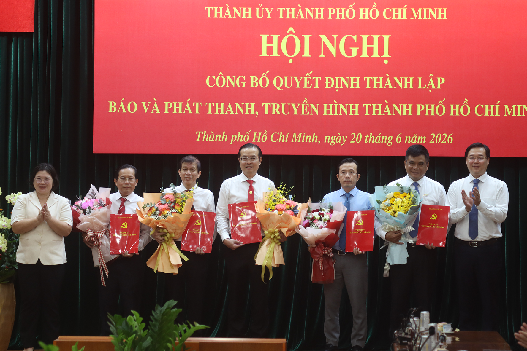 Ông Lê Văn Minh làm Tổng giám đốc Cơ quan Báo và Phát thanh, Truyền hình TPHCM