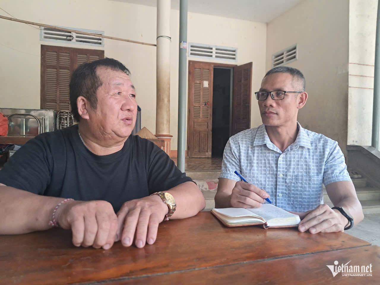 W-Trao đổi cùng.jpg