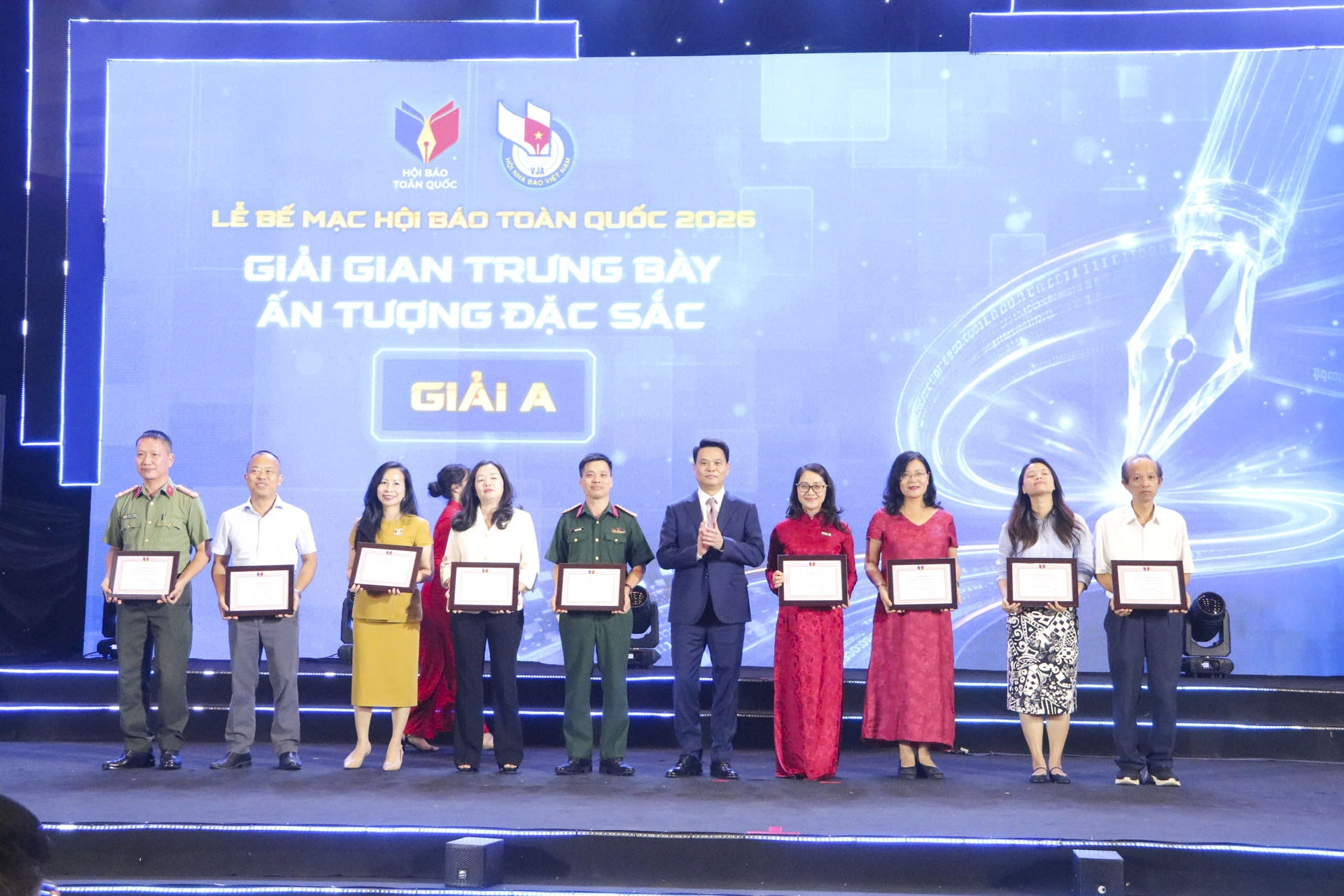 Bế mạc Hội Báo toàn quốc 2026: Báo chí Việt Nam tăng tốc chuyển đổi số