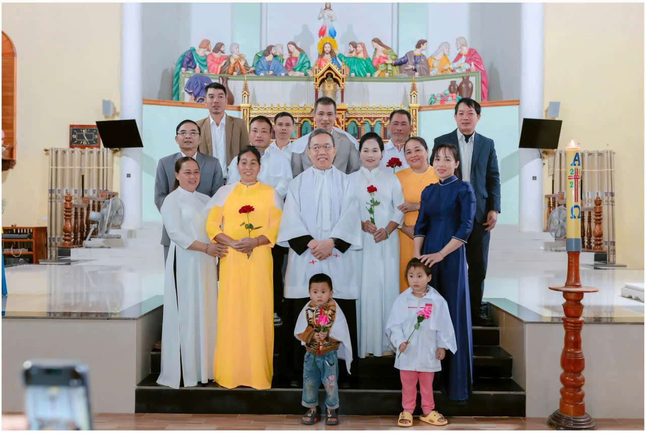 Giáo xứ.jpg