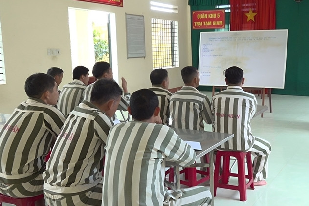 Trại giam của Quân đội sẽ có mã QR để người thân gửi tiền cho phạm nhân