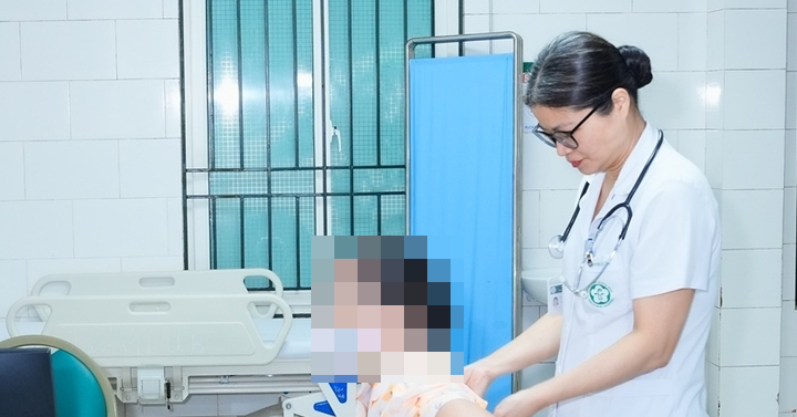 Vợ ung thư phổi di căn, chồng hối hận: "Tôi đã hút thuốc cạnh bà ấy 30 năm"