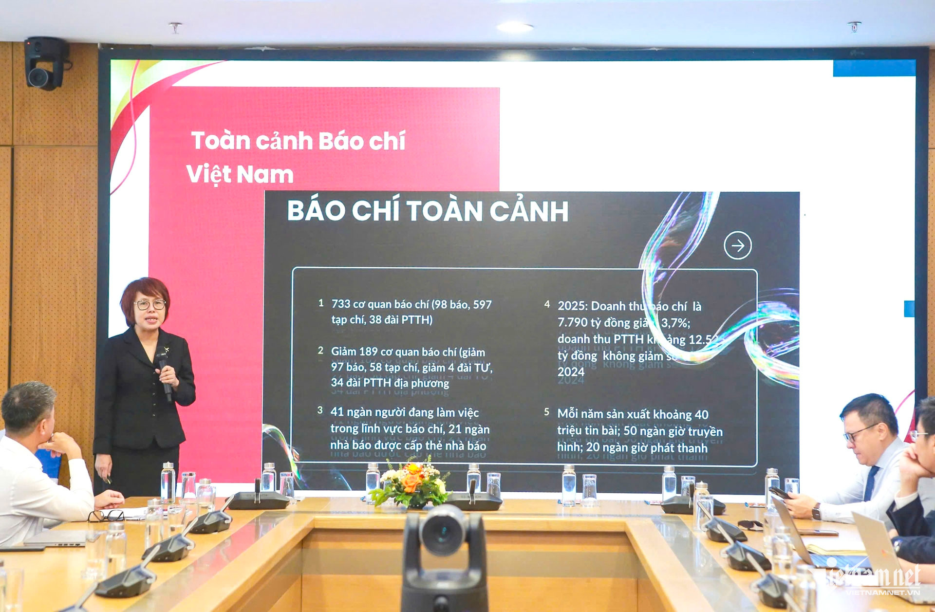 W-báo chí_1.JPG.jpg