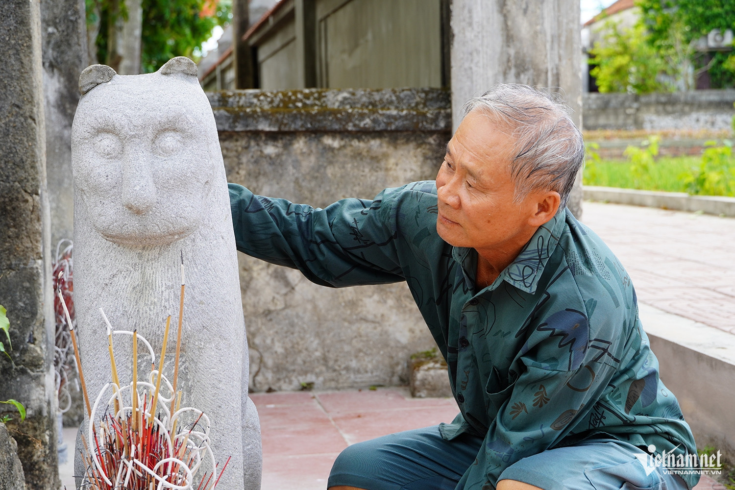 W-đền thần.JPG.jpg
