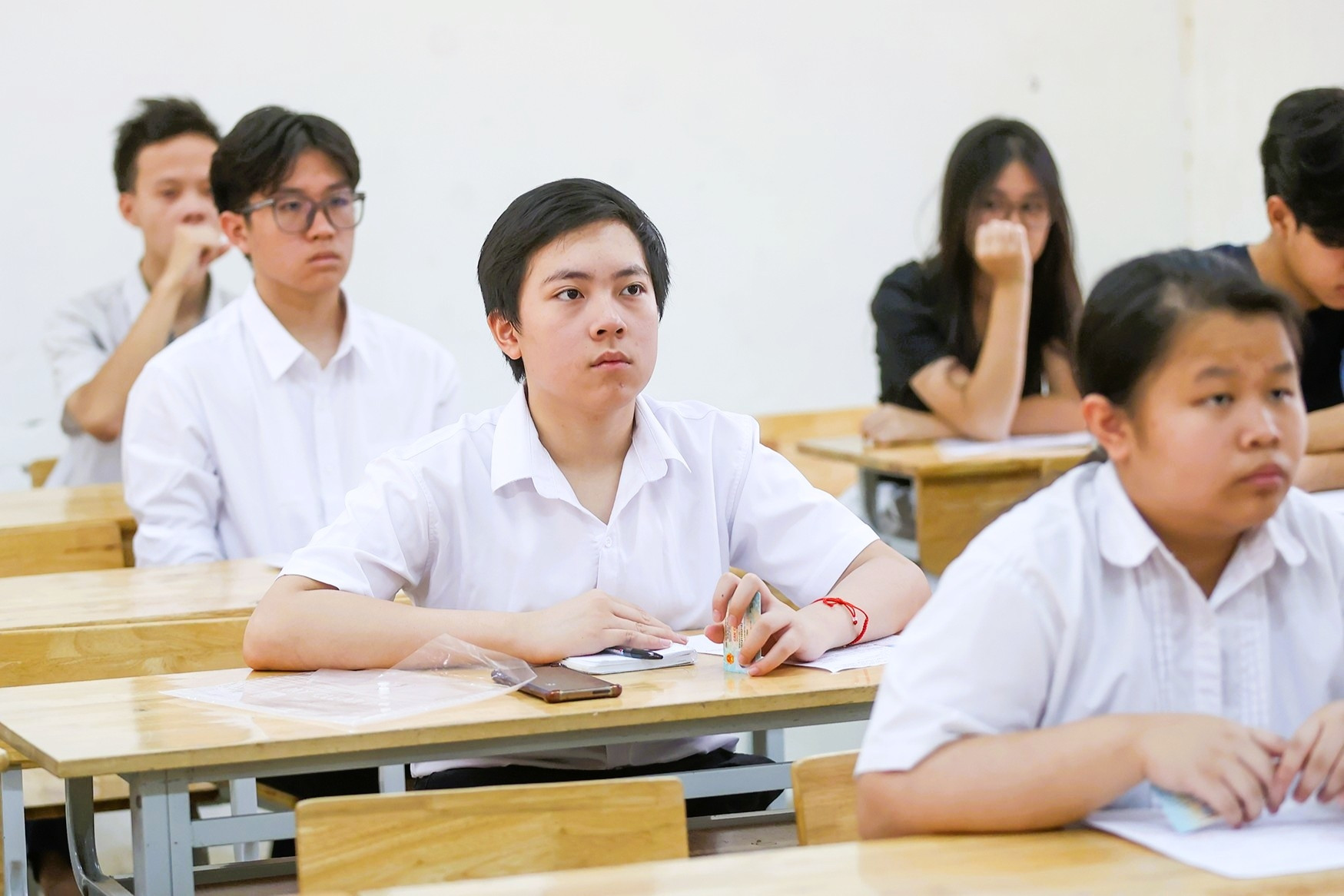 16 thủ khoa thi lớp 10 chuyên của Hà Nội năm 2026