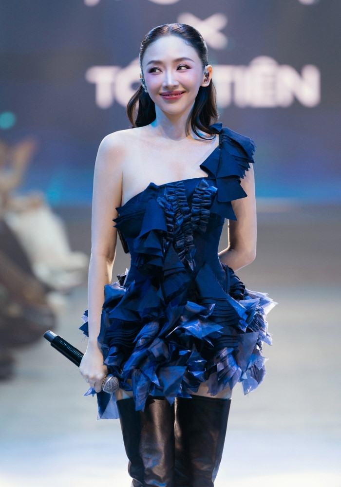 https://static-images.vnncdn.net/vps_images_publish/000001/000003/2026/6/22/batch-toc-tien-1-1781849035-3006.jpg