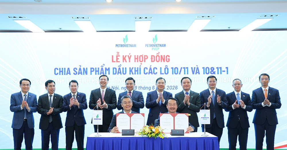 Ký hợp đồng chia sản phẩm dầu khí và hợp đồng mua bán khí mỏ Sư Tử Trắng