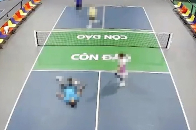 Ngã gục, tử vong khi chơi pickleball: Già hay trẻ đều có thể là nạn nhân