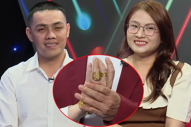 Nhân viên ngân hàng U40 đeo 2 cây vàng trên tay, từ chối hẹn hò cô gái xinh đẹp