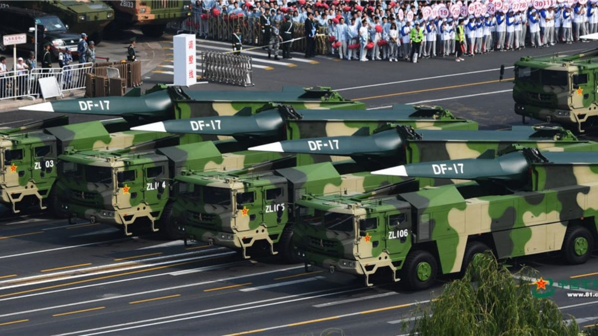 Tên lửa DF 17 Trung Quốc 1.jpg