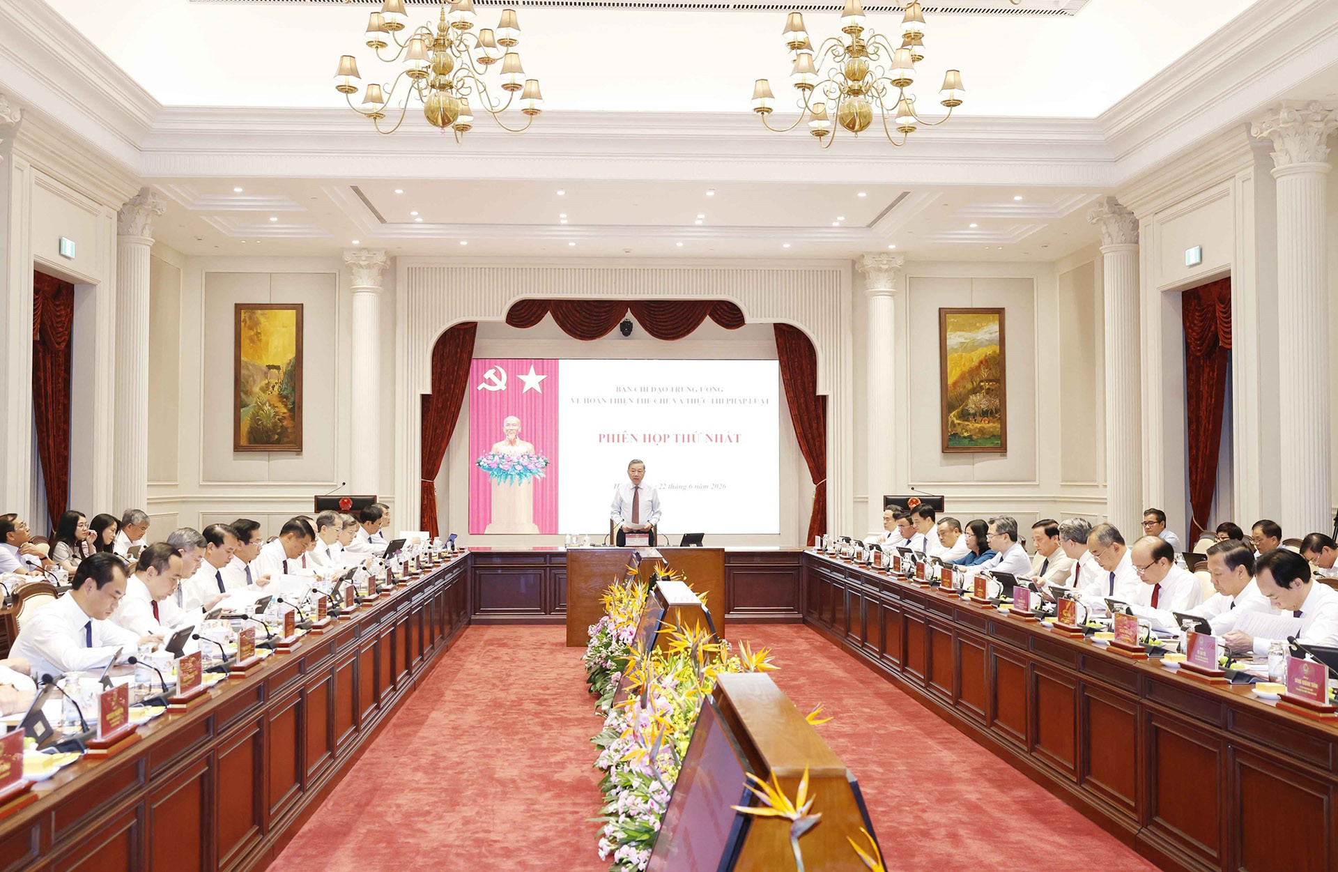 vnapotalphienhopthunhatbanchidaotrunguongvehoanthienthechevathucthiphapluat8841713 17821274281341067701655.jpg