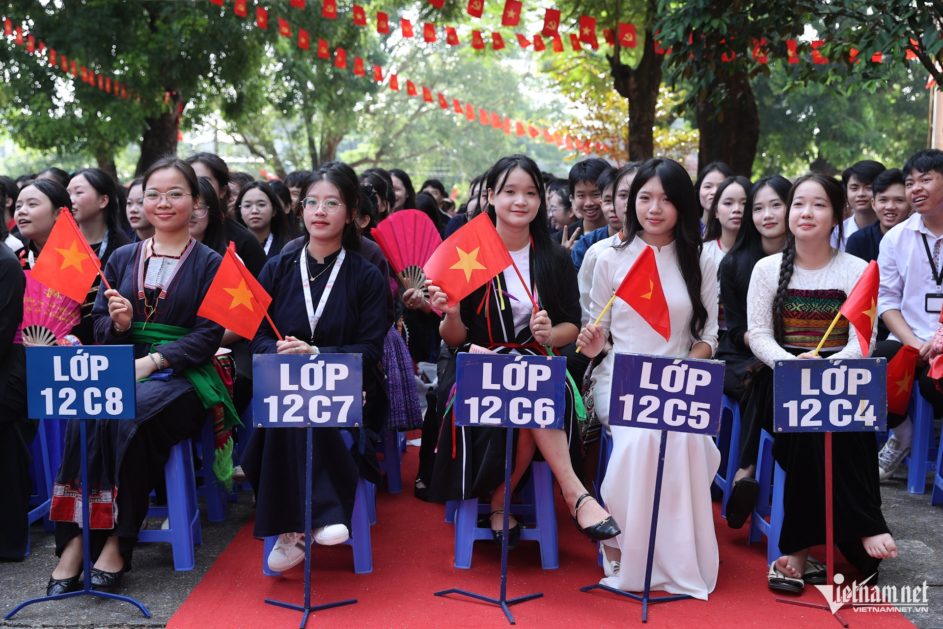 W-Học sinh 1.jpg