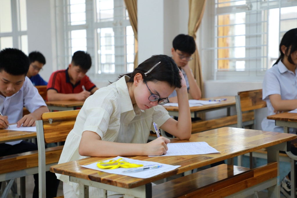 Đề thi và đáp án môn Ngữ văn tuyển sinh vào lớp 10 tỉnh Quảng Ninh năm 2026