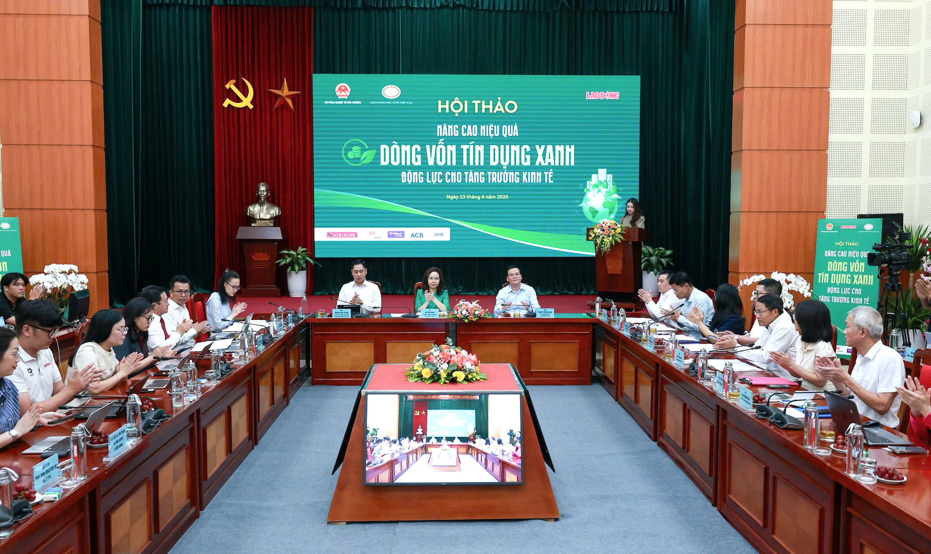 dong von xanh vietnamnet.jpg