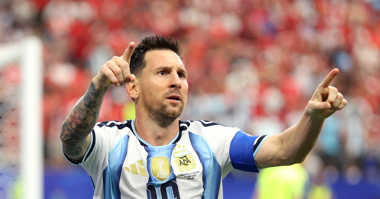 Messi trở thành cầu thủ ghi bàn vĩ đại nhất World Cup