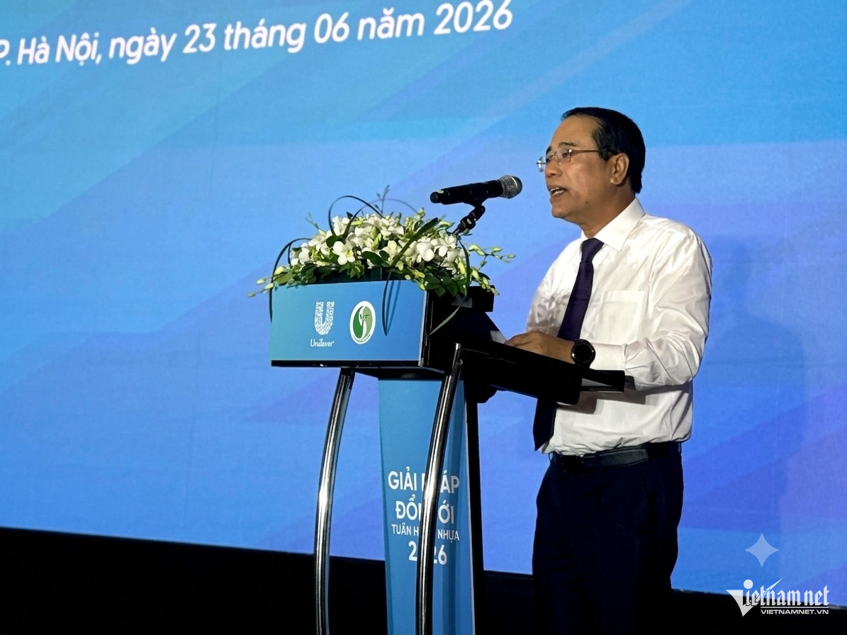 W-Ong Cuong.jpg