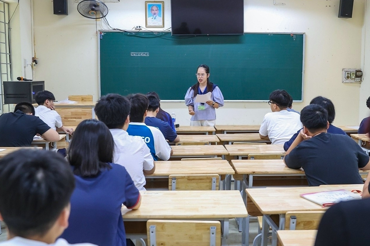 Chuyện đỗ, trượt lớp 10 công lập: 'Cuộc đời không chấm điểm con người bằng một kỳ thi'