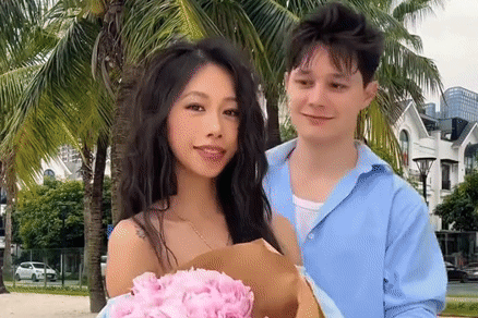 Đến Việt Nam sau 1 lần thử món phở, chàng trai Nga tìm thấy tình yêu trong mơ