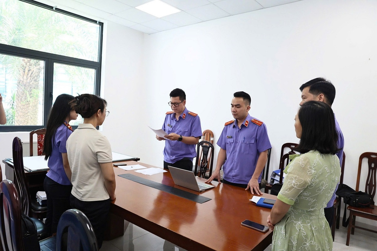 Khởi tố nguyên kiểm sát viên VKSND TP Hà Nội vì làm sai lệch hồ sơ vụ án