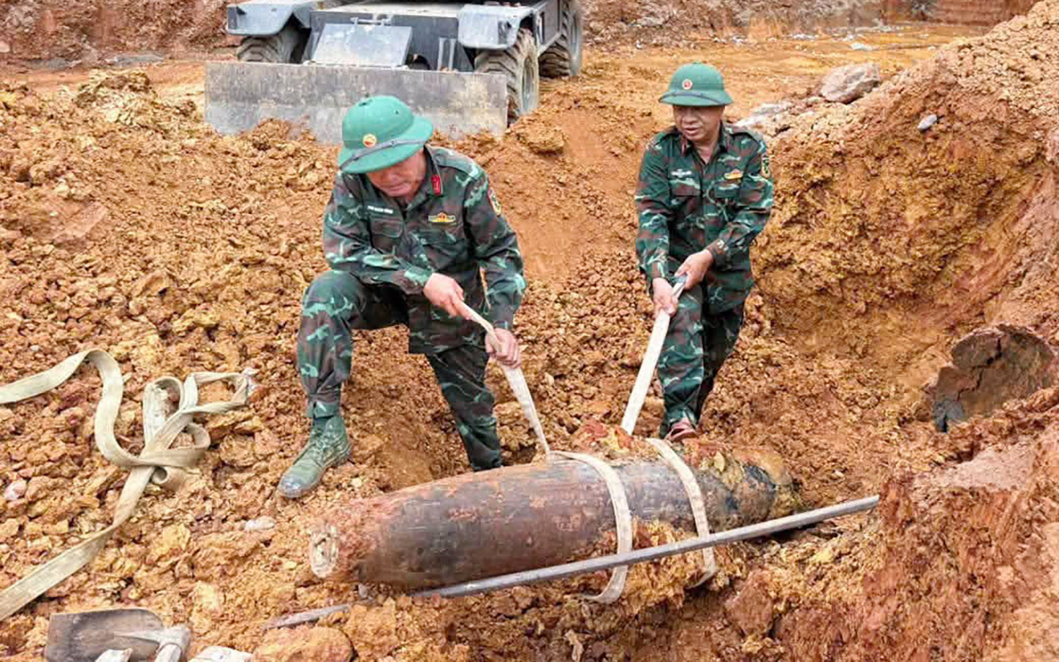 phát hiện bom.jpg