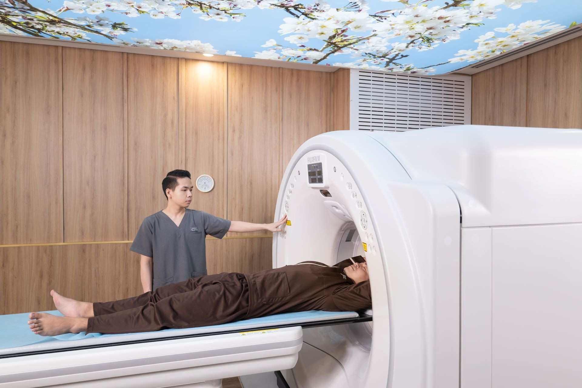 Tầm soát sức khỏe bằng AI - ‘chuẩn toàn cầu, điều chỉnh bản địa’