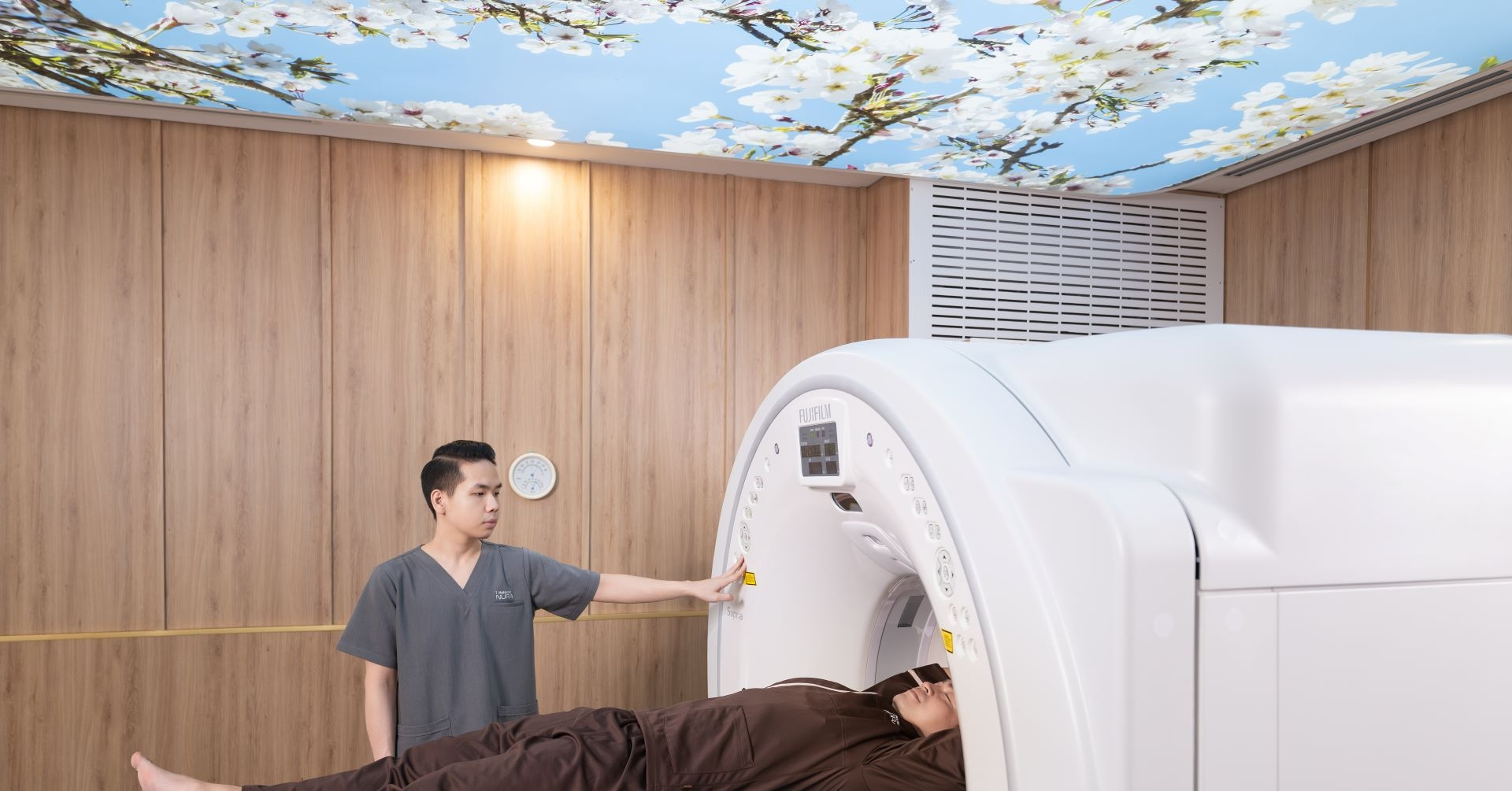 Tầm soát sức khỏe bằng AI - ‘chuẩn toàn cầu, điều chỉnh bản địa’