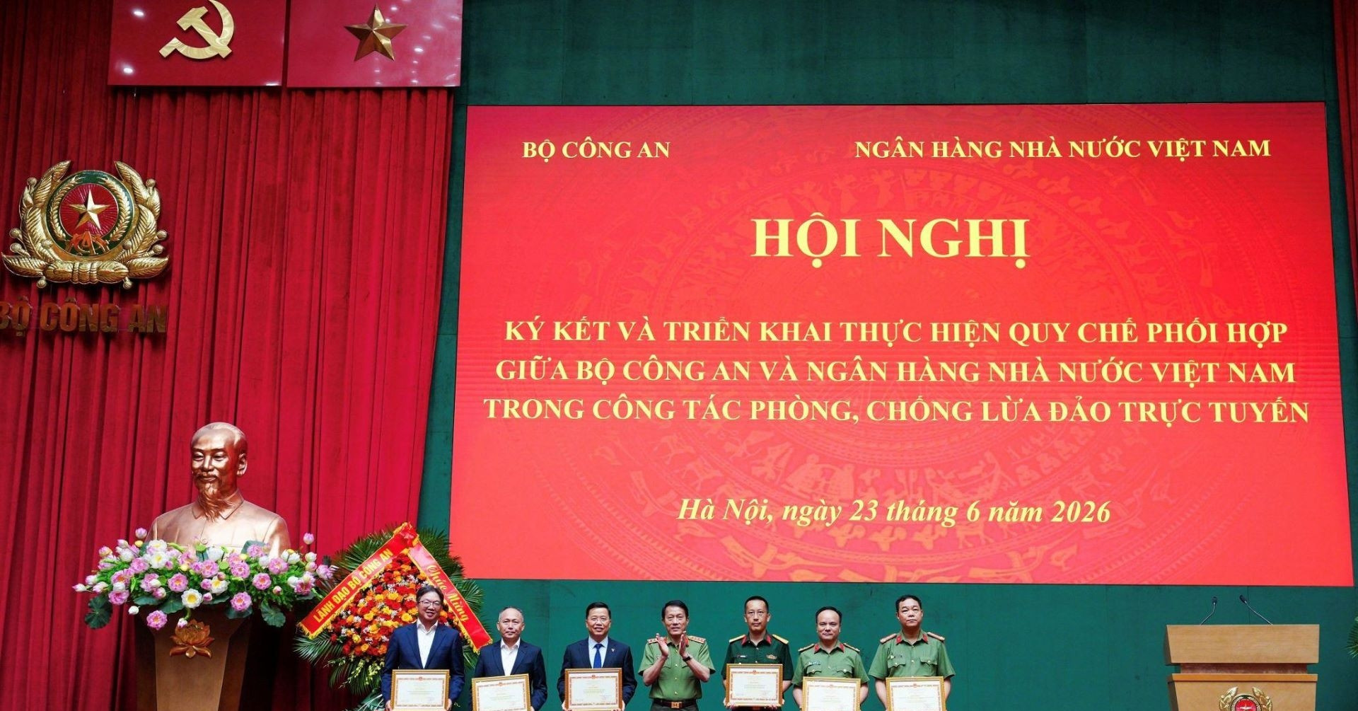 TPBank - Ngân hàng tiên phong bảo vệ khách hàng trên không gian số